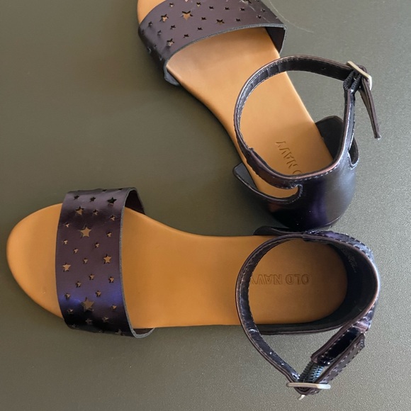 Old Navy - Purple Sandals Size 2 ~ Stars ~ Metallic Eggplant - Picture 9 of 12